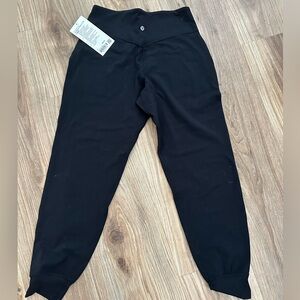 Women’s lululemon Align HR jogger. Size 8, NWT